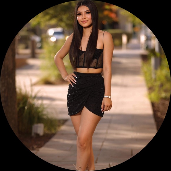 Meet your Posher, Ruby - Picture 1 of 1